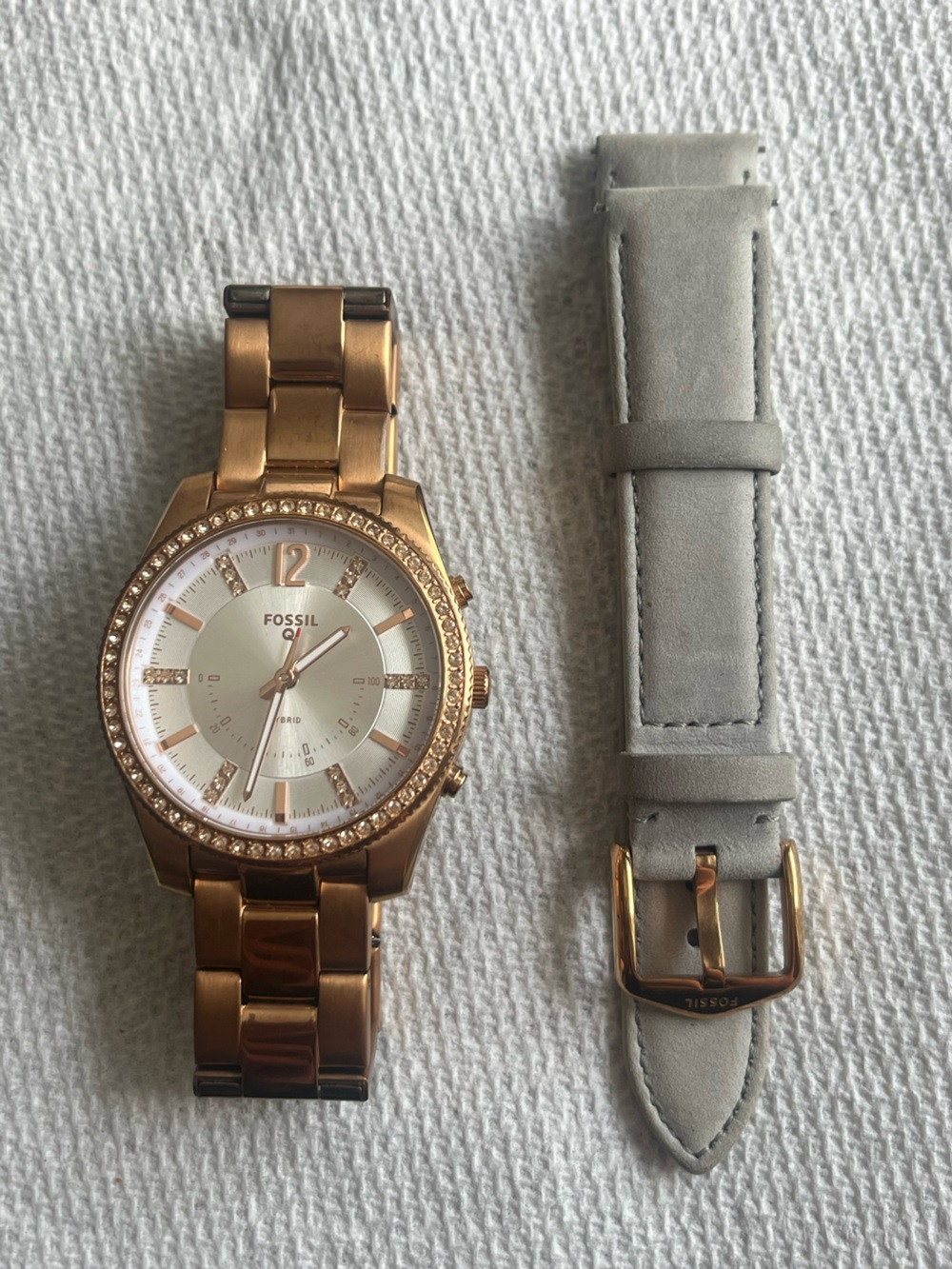 Fossil Q Scarlette hybrid smartwatch - Picture 6 of 7